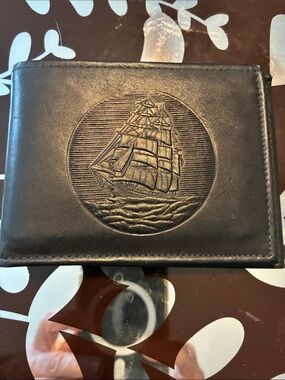 Vintage Men's Black Leather wallet with Embossed Sailing Ship